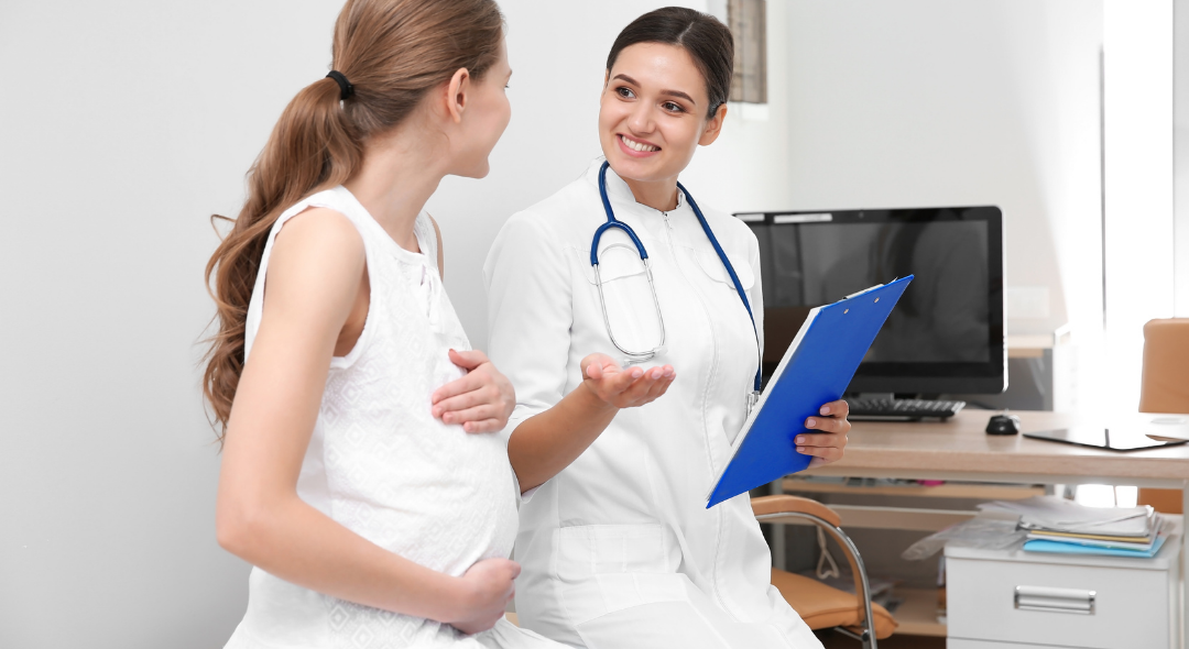 ¿Cómo me cubre mi seguro médico durante el embarazo?  